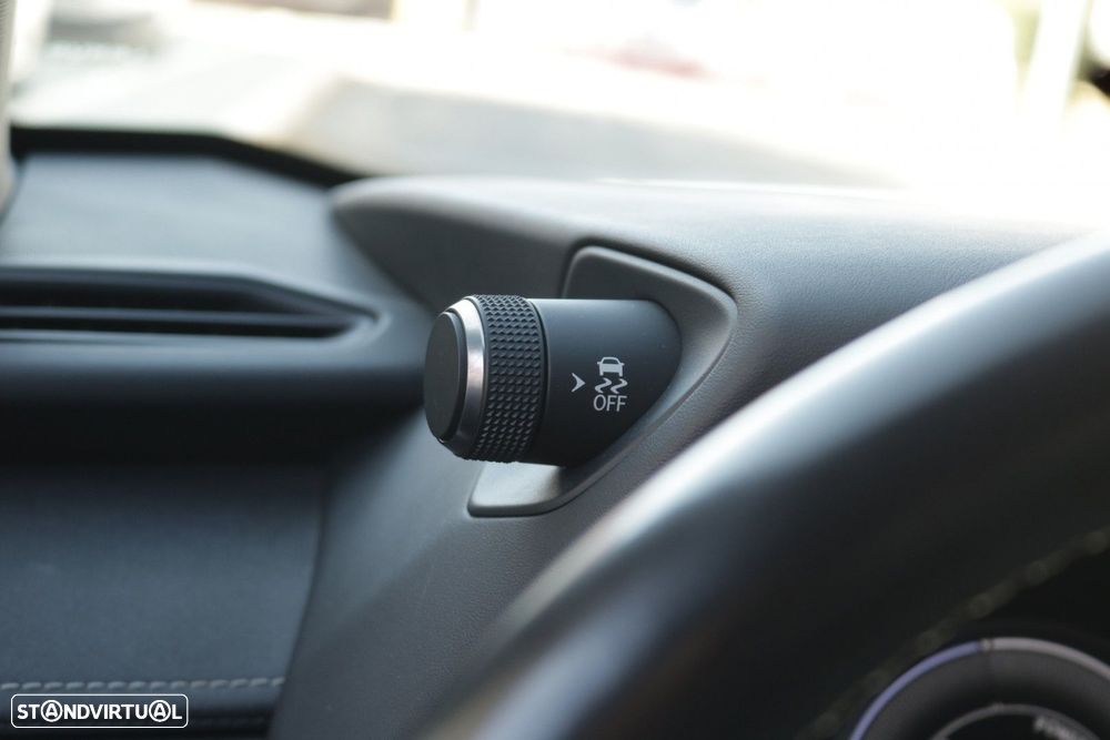 Lexus UX 300e Premium - 38
