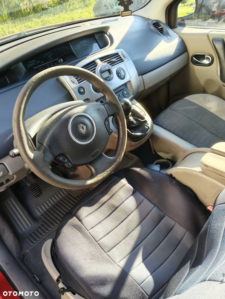 Renault Scenic - 4
