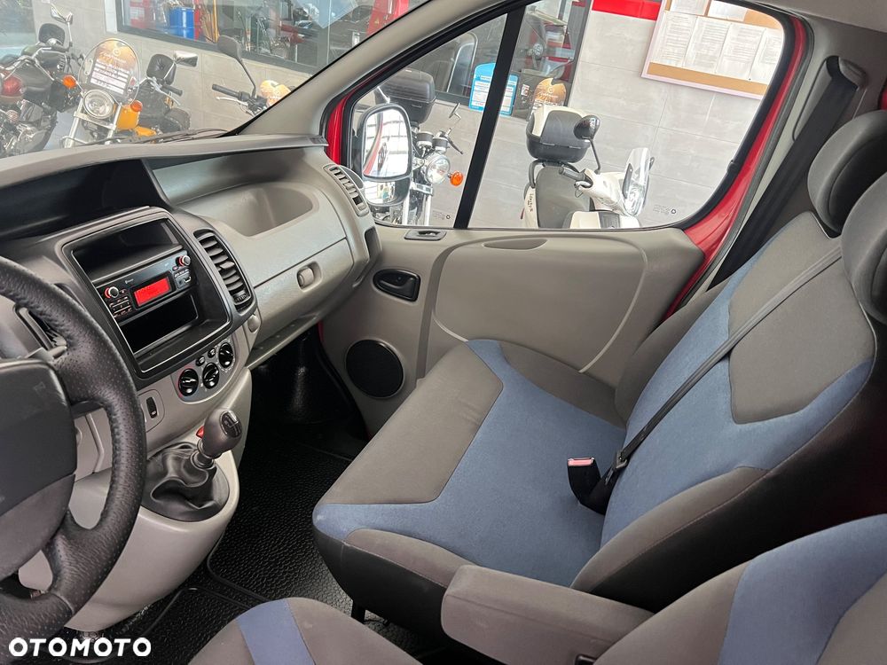 Renault Trafic - 14