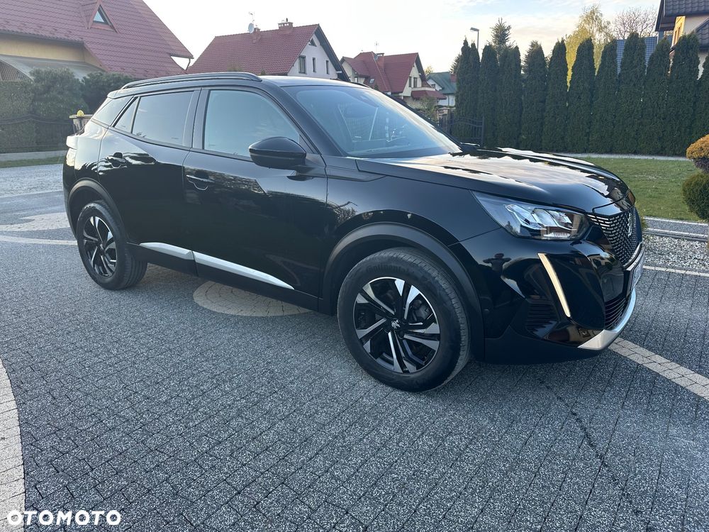 Peugeot 2008 BlueHDi 130 EAT8 Allure - 4