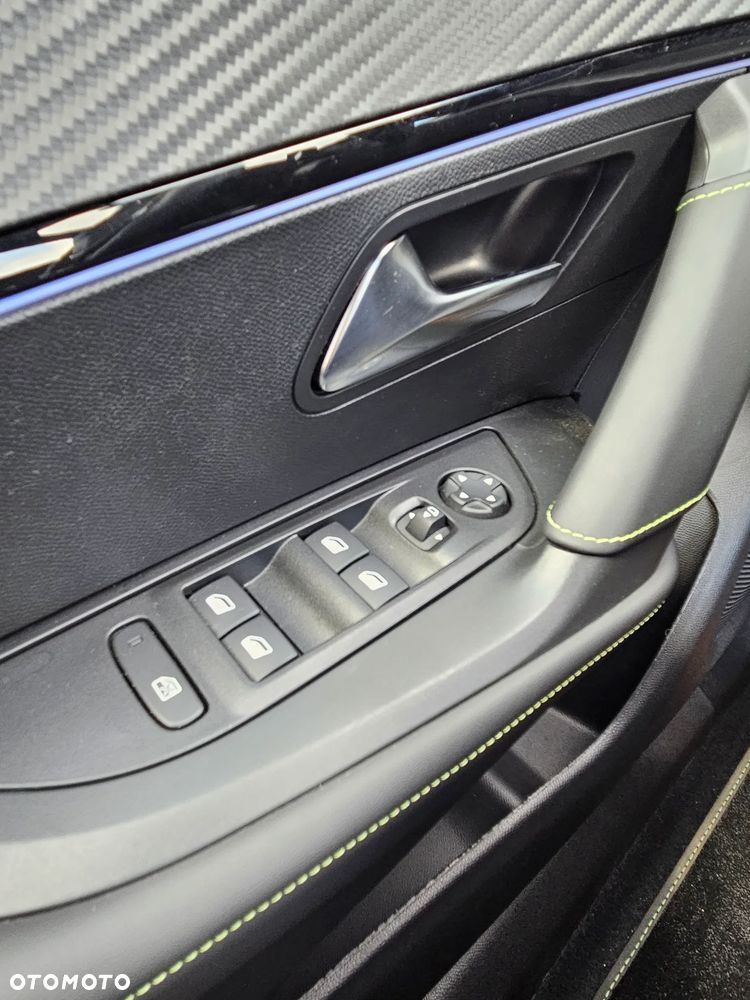 Peugeot 2008 1.2 PureTech GT S&S EAT8 - 17