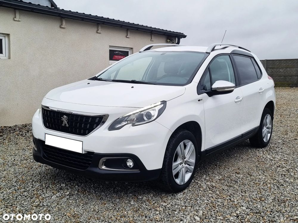 Peugeot 2008 1.2 Pure Tech Style S&S - 6