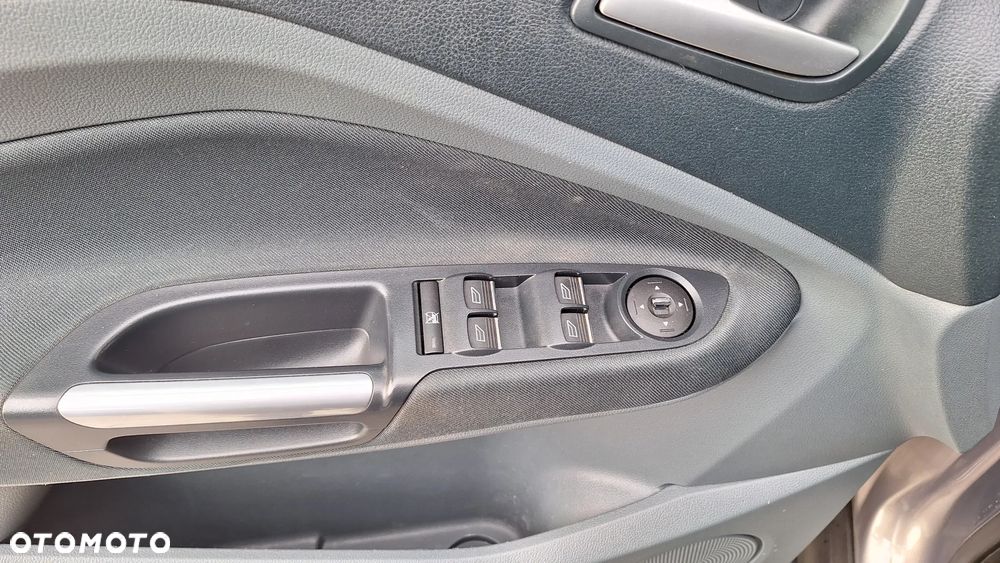 Ford C-MAX - 17