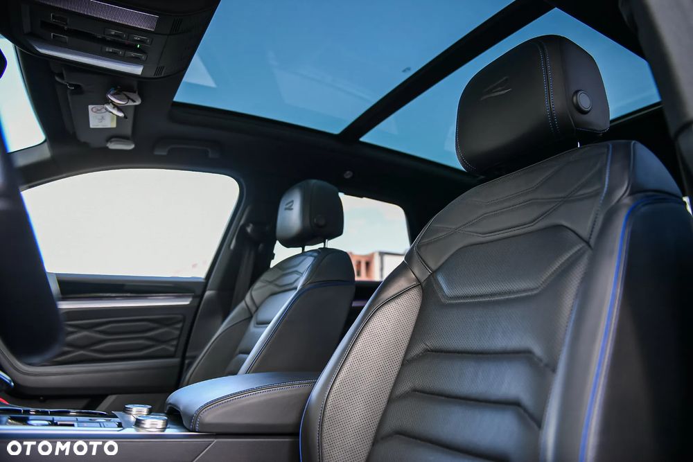 Volkswagen Touareg - 18