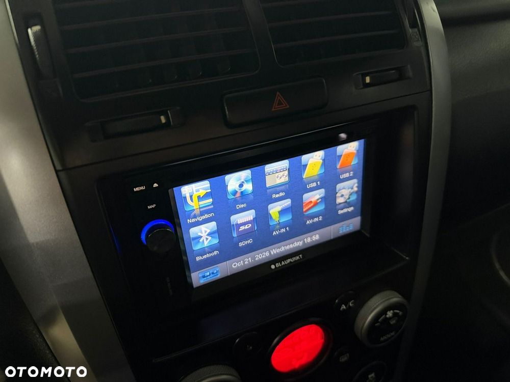 Suzuki Grand Vitara - 26