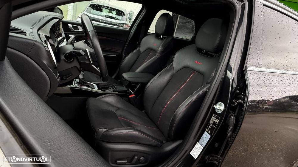 Kia ProCeed 1.6 T-GDI GT 7DCT - 34