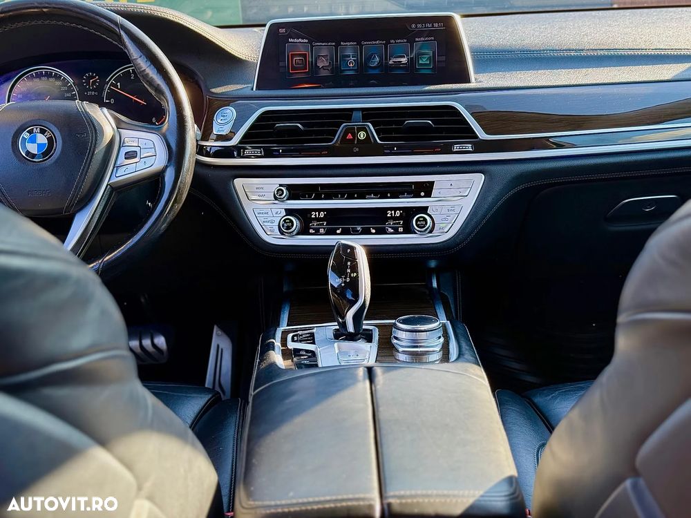 BMW Seria 7 740d xDrive - 10