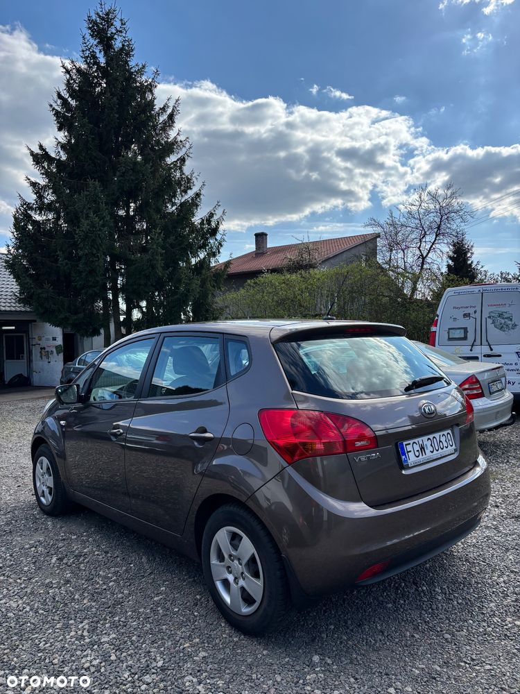 Kia Venga 1.4 CVVT Dream Team Edition - 6