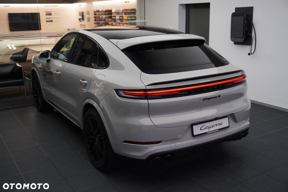 Porsche Cayenne - 8