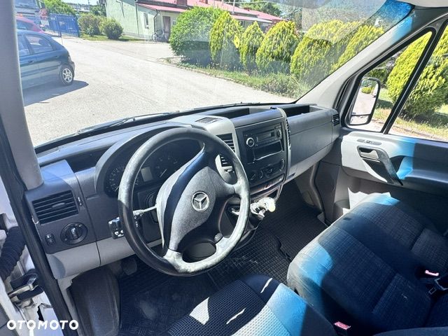 Mercedes-Benz Sprinter - 16