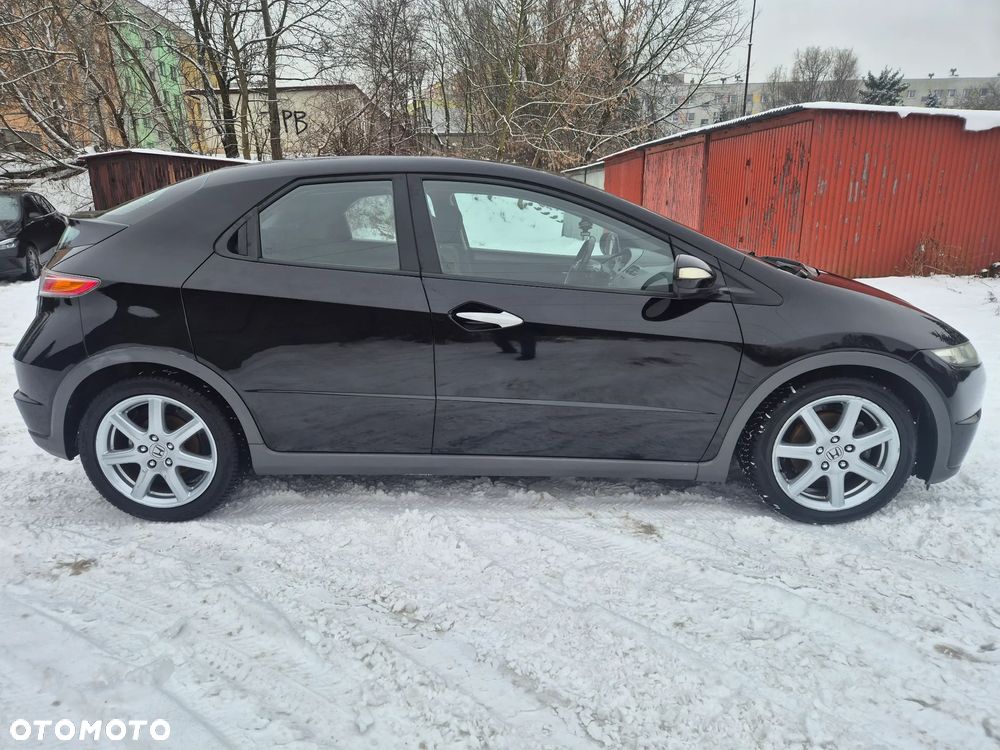 Honda Civic 1.8i-VTEC Sport - 4