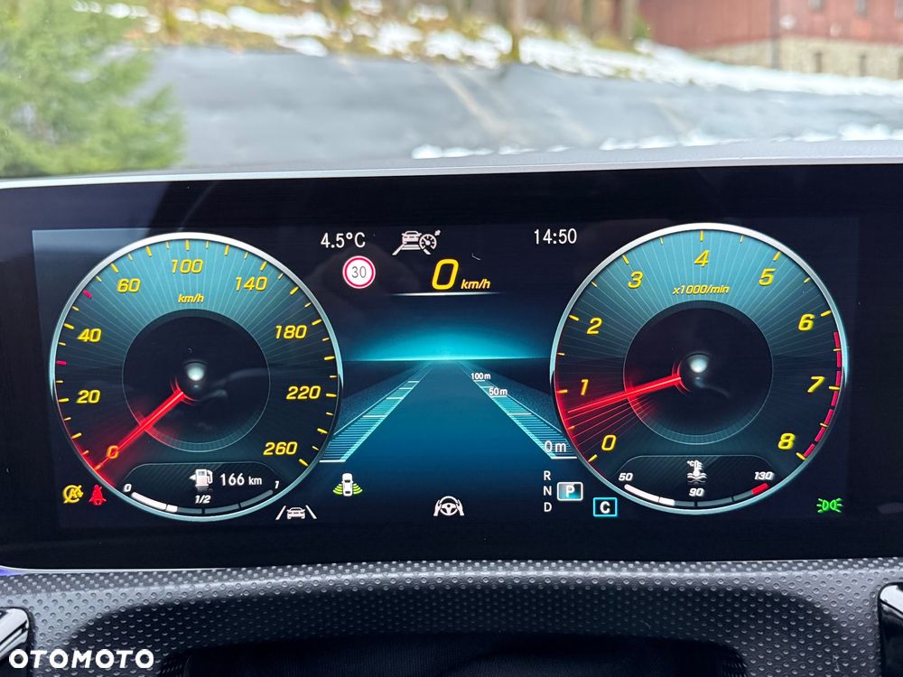 Mercedes-Benz CLA - 30