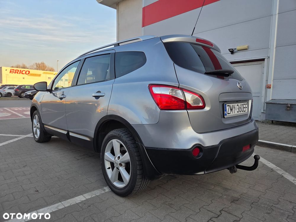 Nissan Qashqai 2.0 dCi 4 x 4 DPF tekna - 6