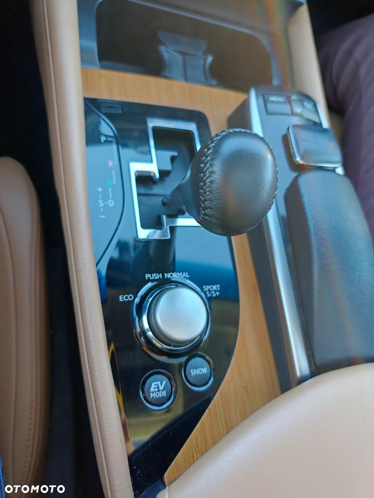 Lexus GS 450h Prestige - 21