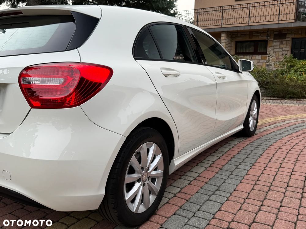 Mercedes-Benz Klasa A 180 (BlueEFFICIENCY) - 8