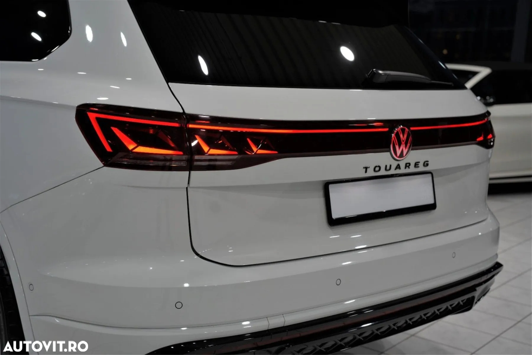 Volkswagen Touareg V6 TDI 4MOTION R-Line - 13