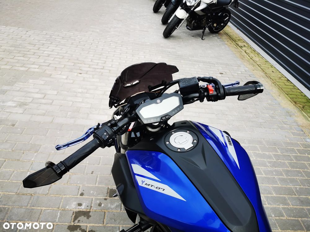 Yamaha MT - 15