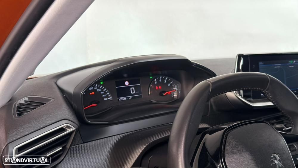 Peugeot 2008 Benzin 100 Style - 26
