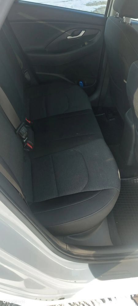 Hyundai i30 - 16
