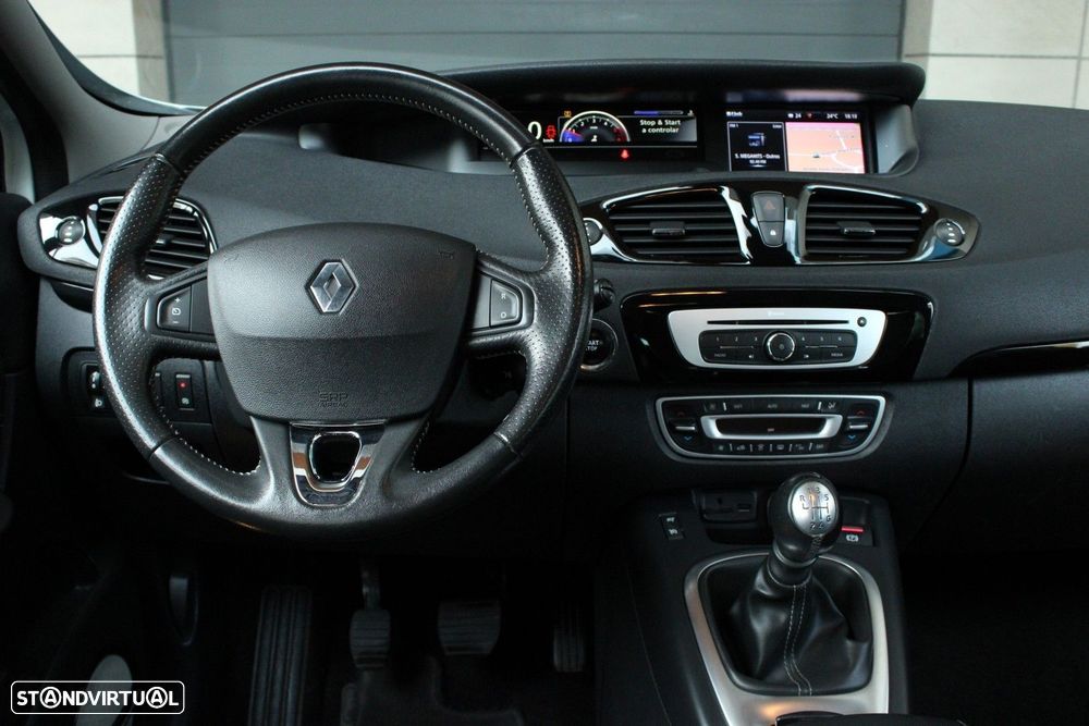 Renault Grand Scénic 1.5 dCi Bose Edition SS - 21
