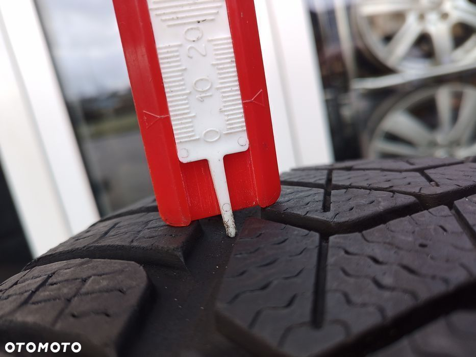 225/50R17 Pirelli Sottozero 3 A0 Para 2019r K4 ZIMA - 5