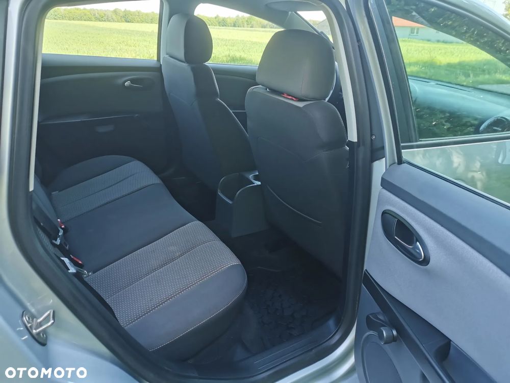 Seat Leon 1.6 Reference - 14