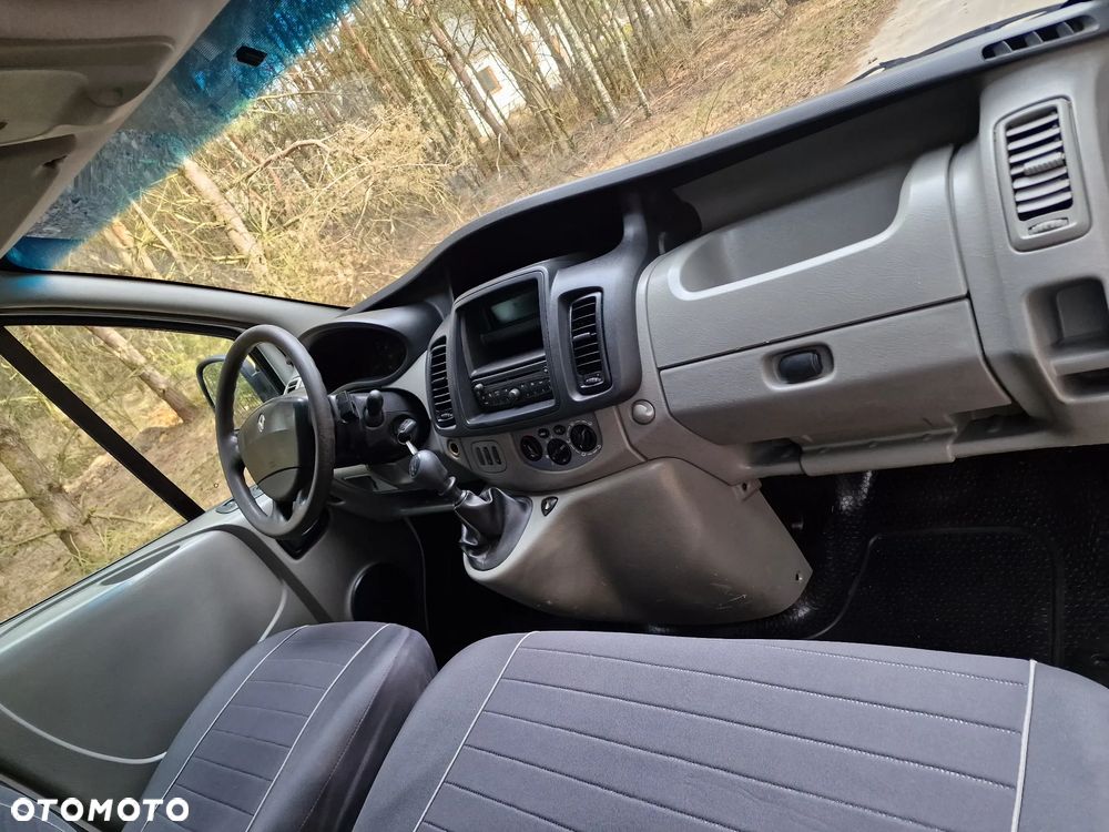Renault Trafic - 13