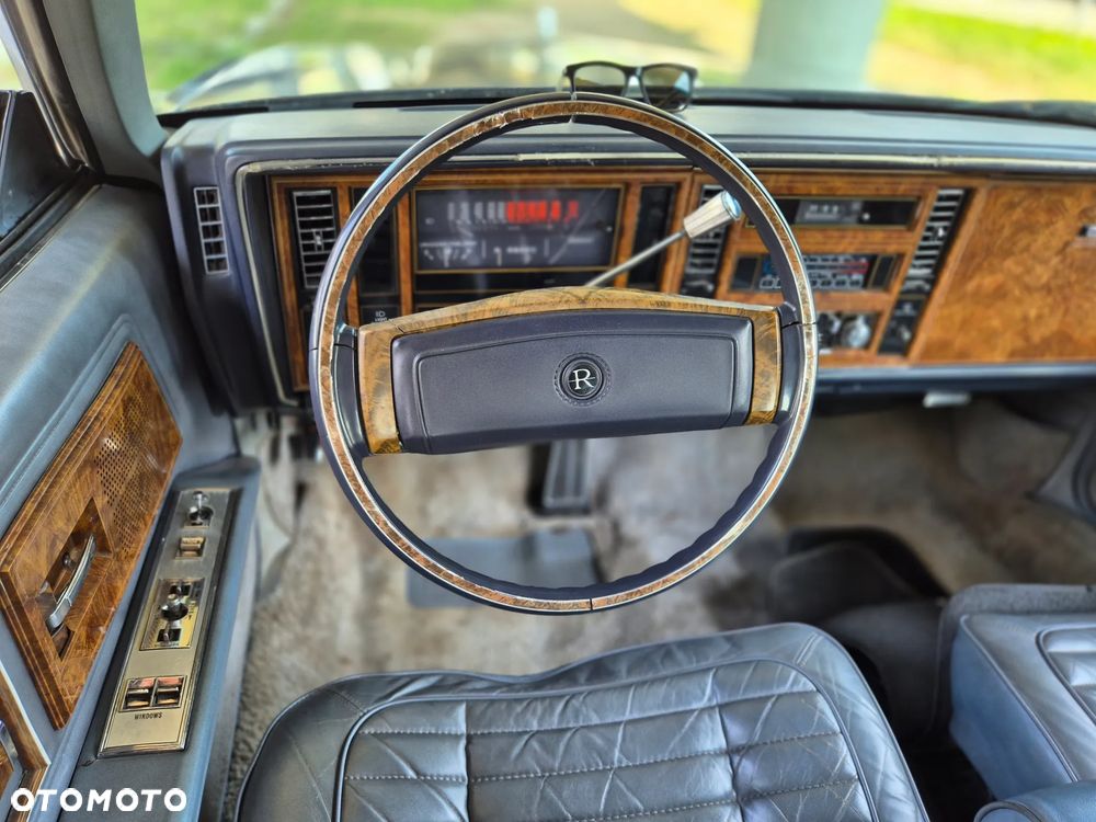 Buick Riviera - 31
