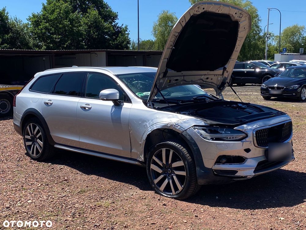 Volvo V90 Cross Country D5 AWD Pro - 6