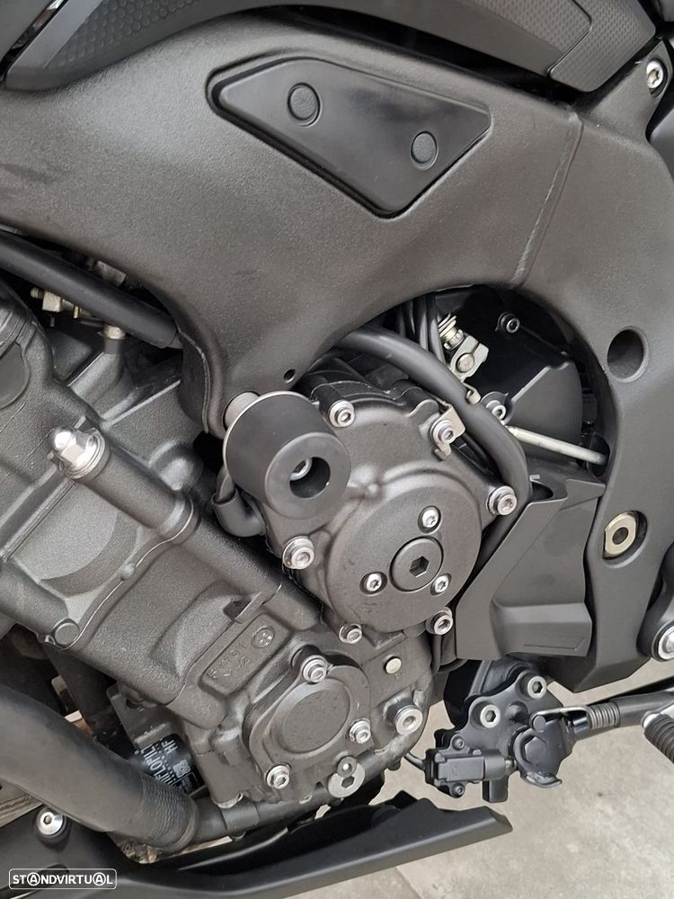 Yamaha FZ 8 - 18 MESES DE GARANTIA - 16