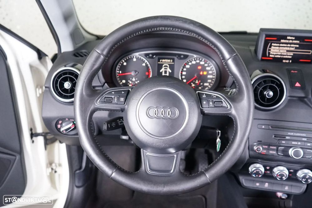 Audi A1 1.6 TDI Ambition - 19