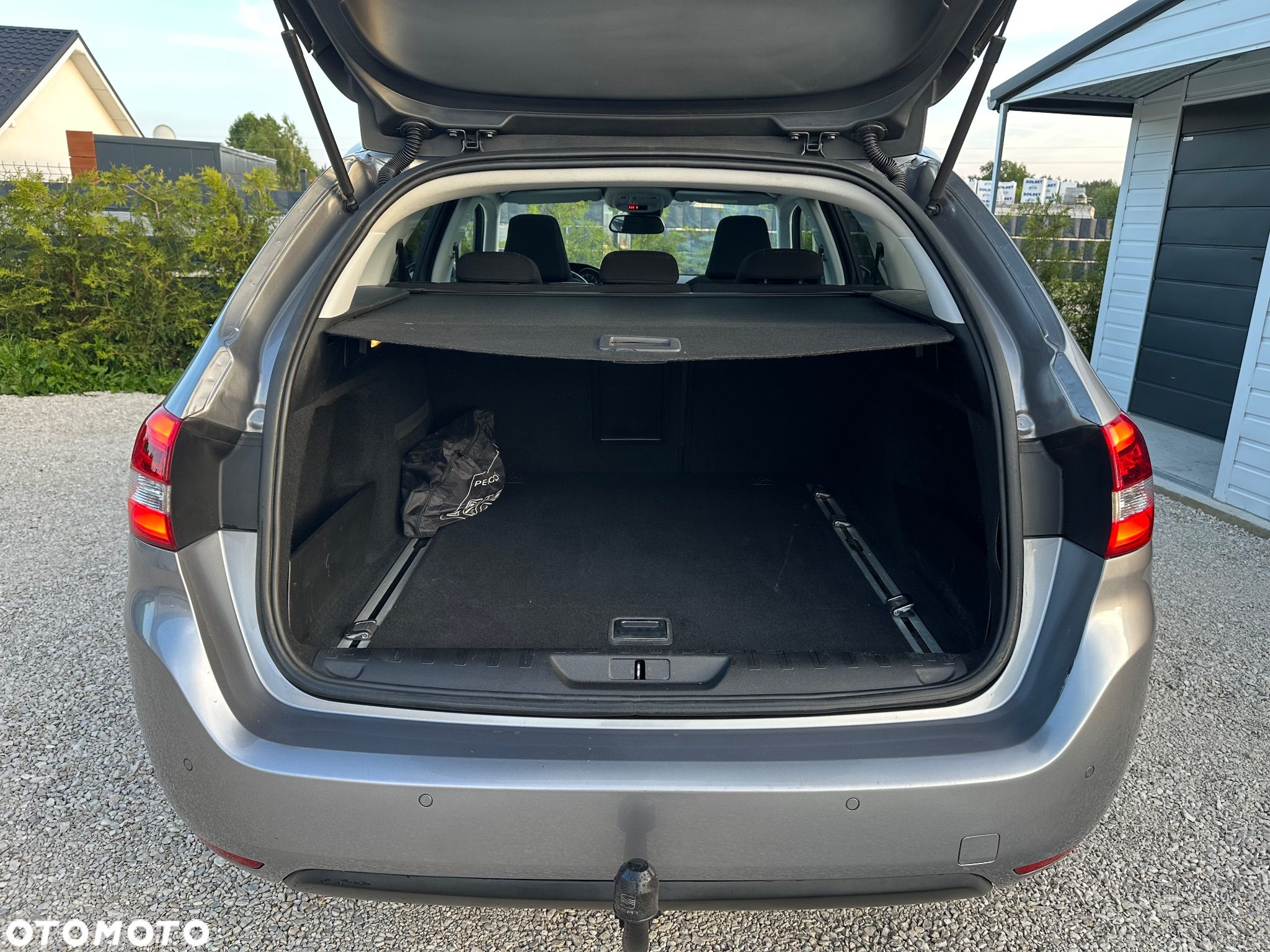 Peugeot 308 1.6 BlueHDi Allure S&S - 20