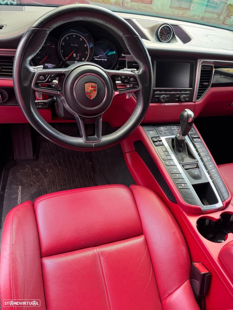 Porsche Macan Turbo Performance Package - 16