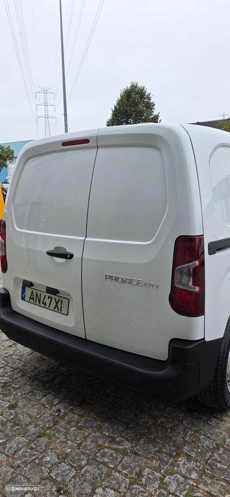 Toyota Proace City Verso 1.5D L1 Exclusive - 12
