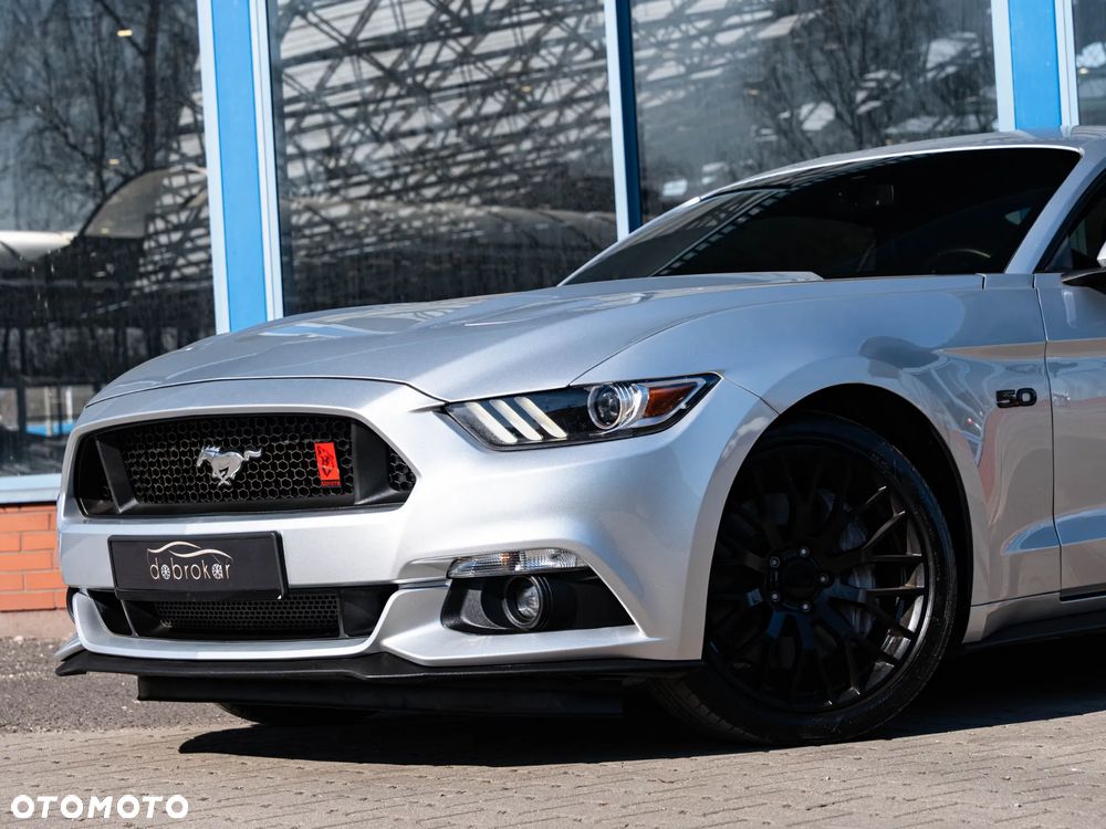 Ford Mustang - 3
