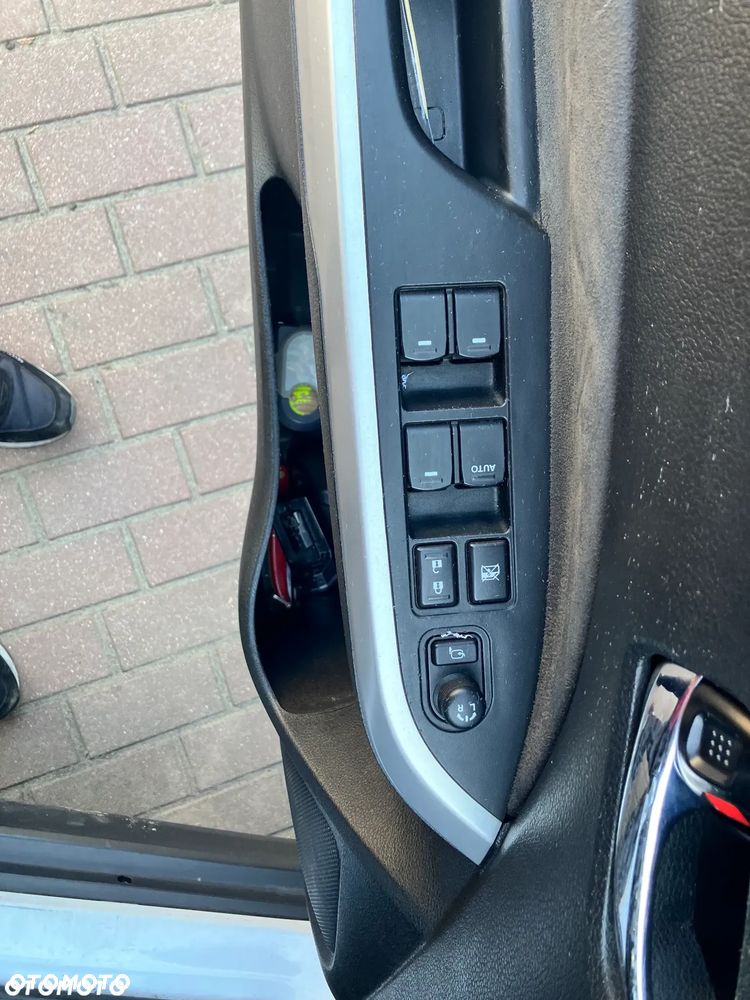 Suzuki Vitara - 8