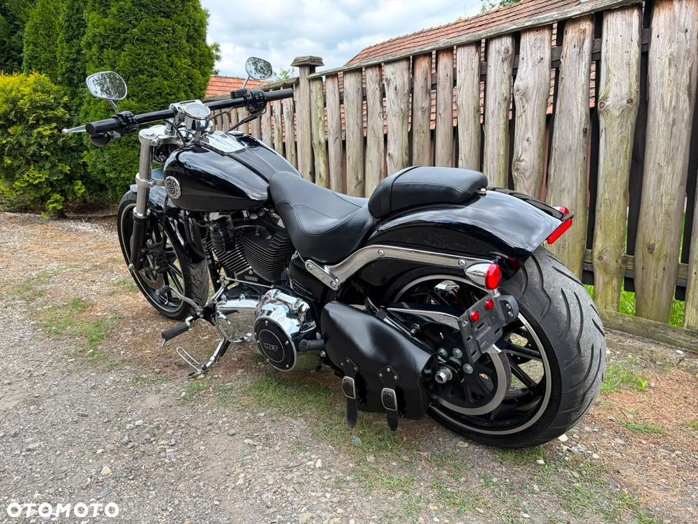 Harley-Davidson FXSB Breakout - 22