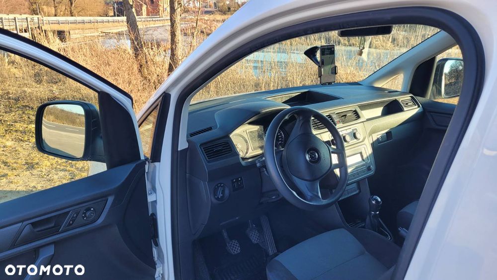 Volkswagen Caddy - 9