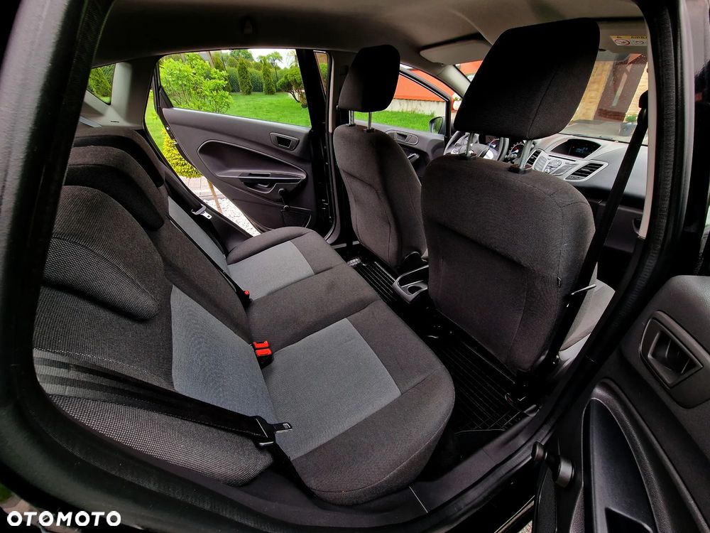 Ford Fiesta 1.5 TDCi Trend EU6 - 18