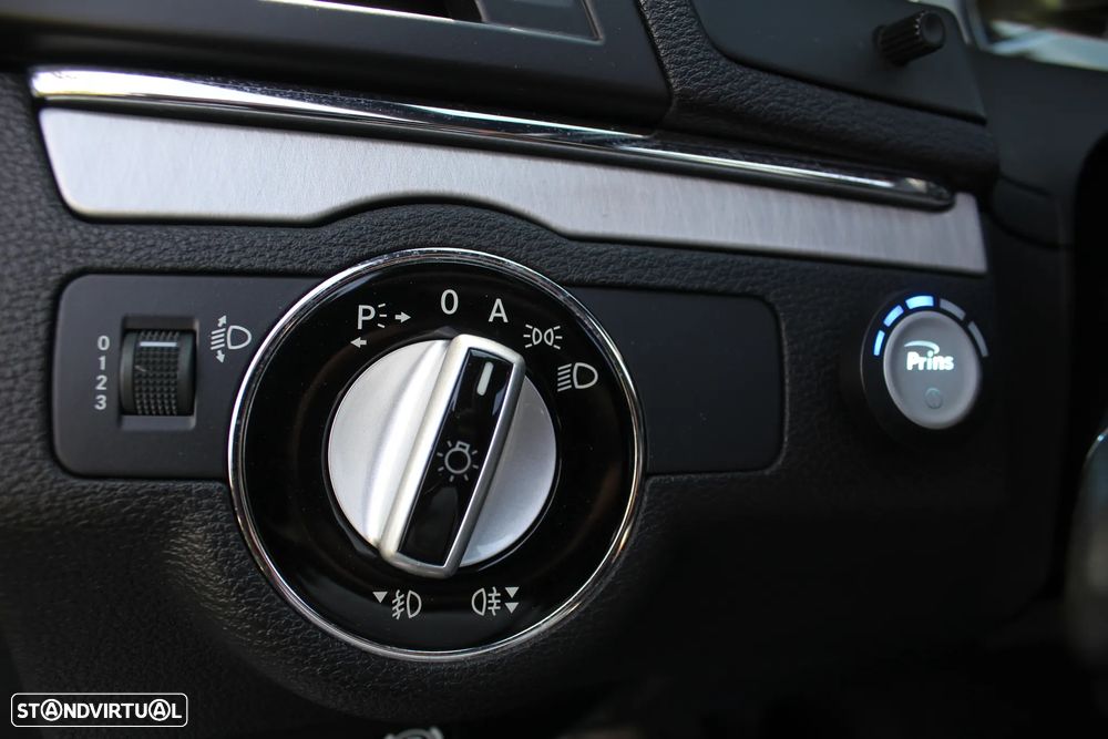 Mercedes-Benz E 250 CGi Avantgarde BlueEfficiency Auto - 17
