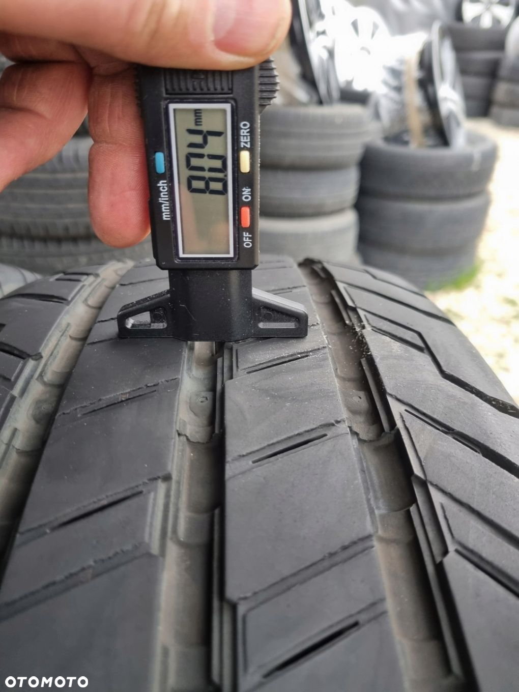 OPONY CONTI VAN CONTACT 100 225/75R16C 118/116R 2021r.4x8mm super stan - 9