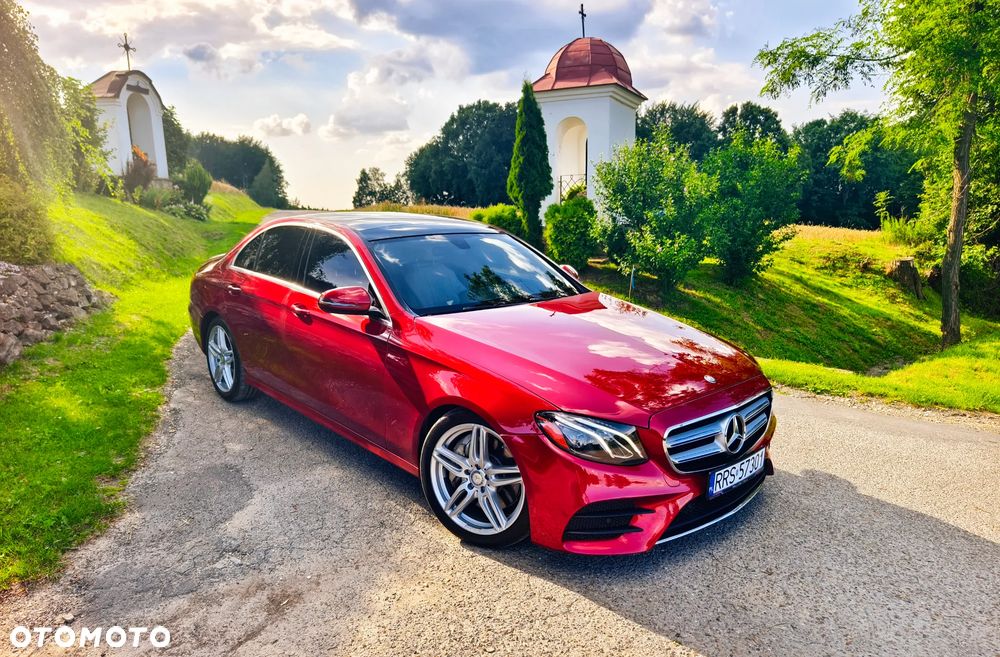 Mercedes-Benz Klasa E 300 9G-TRONIC - 1