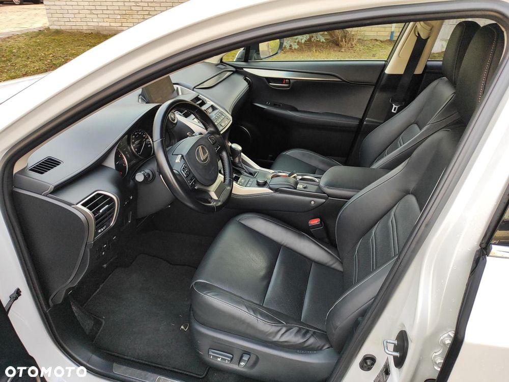 Lexus NX 200t Comfort AWD - 12