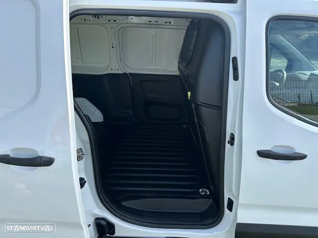 Citroën BERLINGO LONGA 3 LUG. - 8