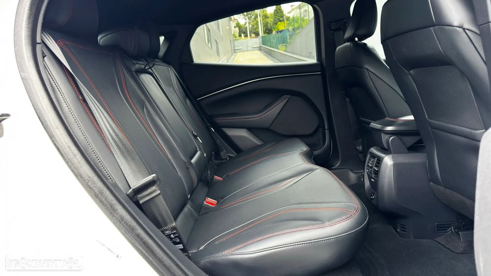 Ford Mustang Mach-E 98.7 kWh Premium - 42
