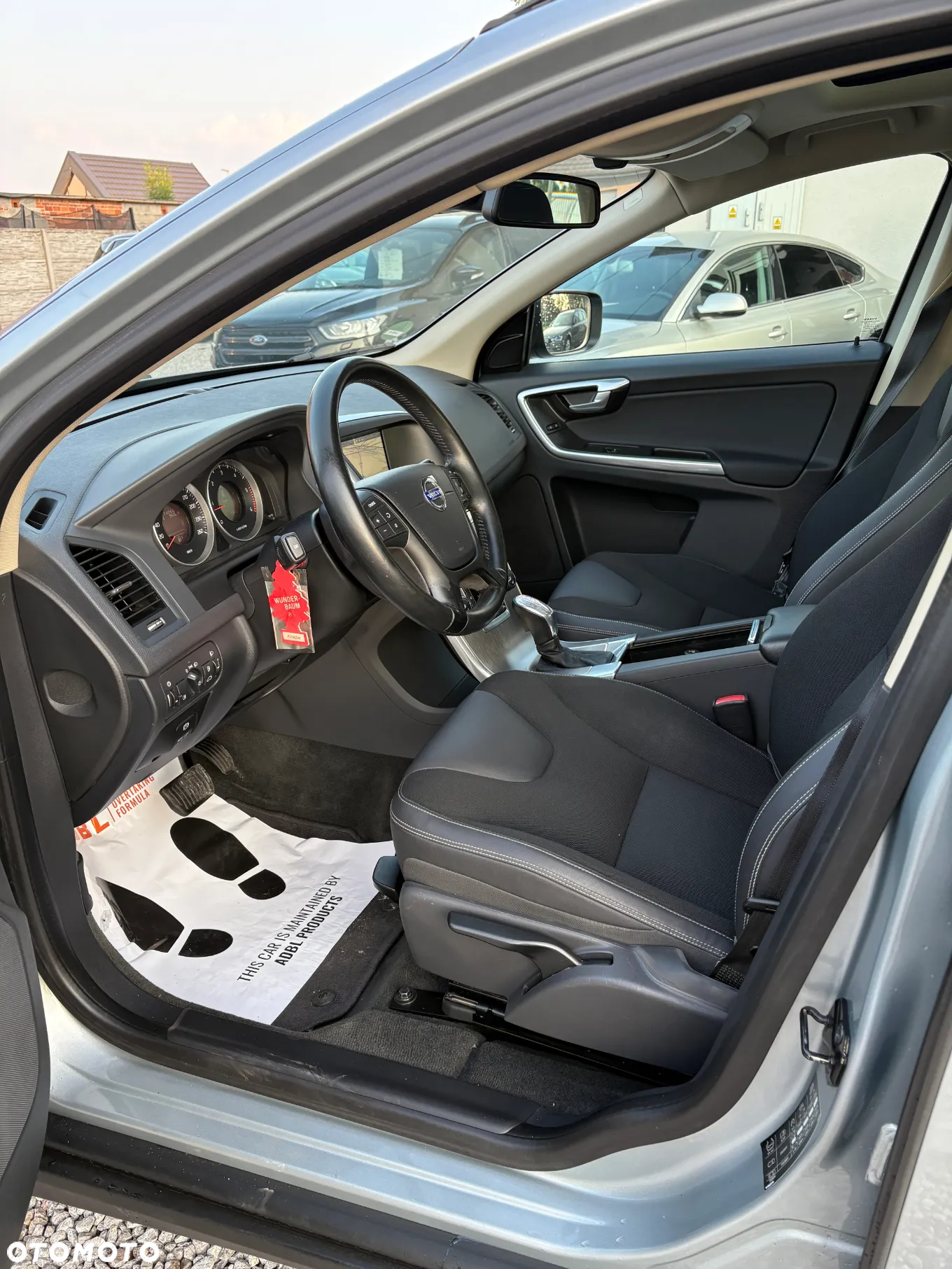 Volvo XC 60 D4 Geartronic Momentum - 8