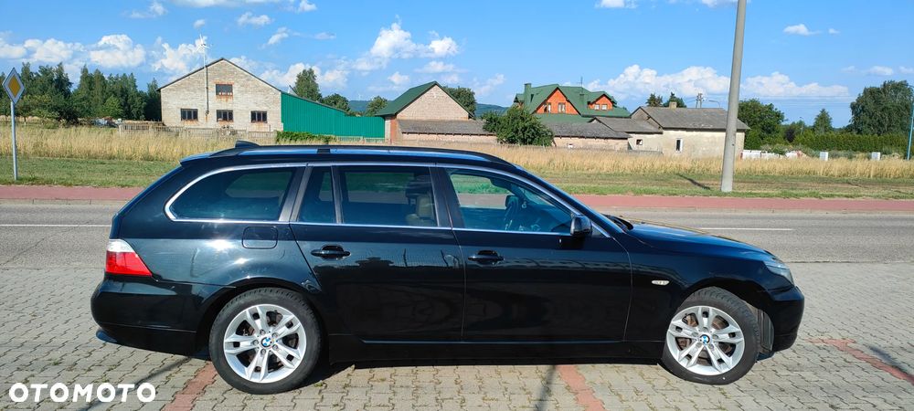 BMW Seria 5 525d xDrive Touring - 7