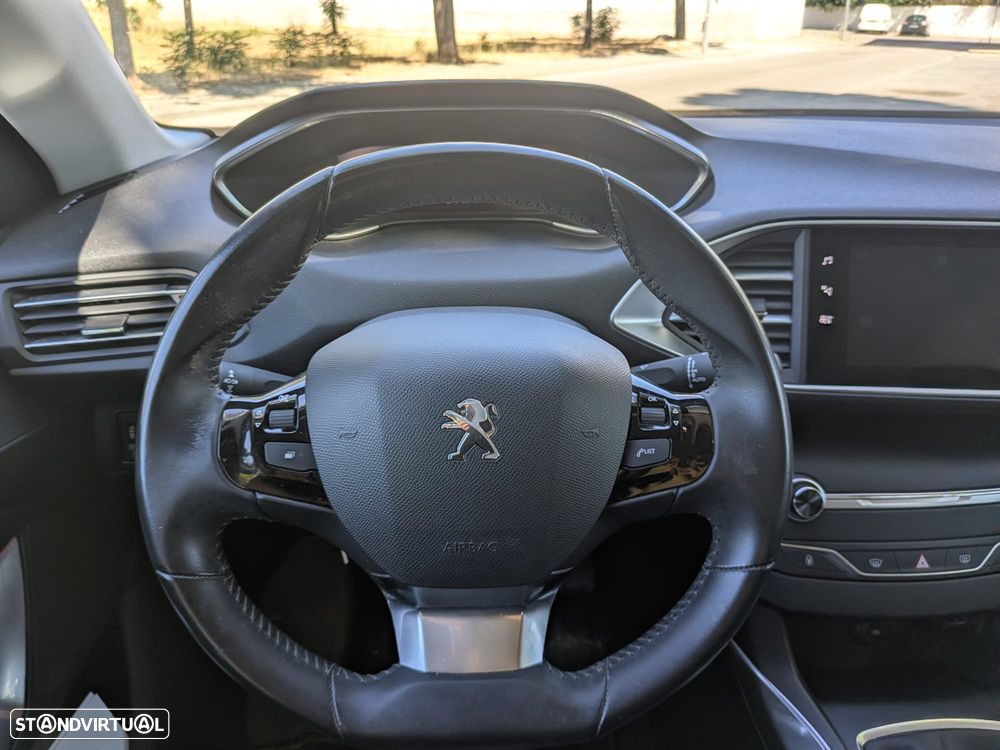 Peugeot 308 1.5 BlueHDi Allure Pack - 10