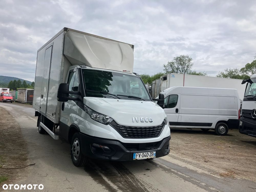 Iveco DAILY 35C16 kontener kurierka 3.0 silnik - 2