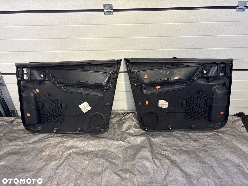 VW Sharan Seat Alhambra boczek drzwi tył prawy lewy 7N0867211T 7N0867212T roleta - 7
